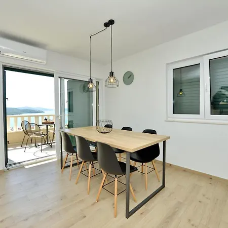 Apartment Villa Teco - Moderne Apartments Mit Pool Und Meerblick Trogir