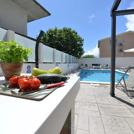 Villa Teco - Moderne Apartments Mit Pool Und Meerblick *