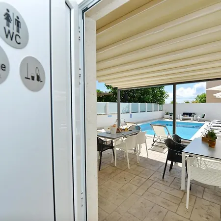 Villa Teco - Moderne Apartments Mit Pool Und Meerblick *