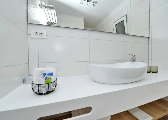 Tećo - Moderne Mit Pool Und Meerblick Apartment Trogir