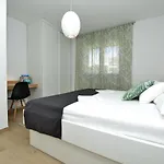 アパート Teco - Moderne Mit Pool Und Meerblick トロギール