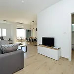 Teco - Moderne Mit Pool Und Meerblick *