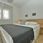 Teco - Moderne Mit Pool Und Meerblick