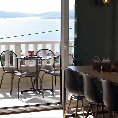 Lejlighed Teco - Moderne Mit Pool Und Meerblick Trogir