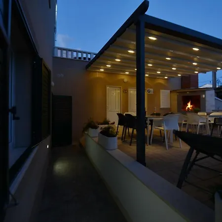 Teco - Moderne Mit Pool Und Meerblick Lejlighed