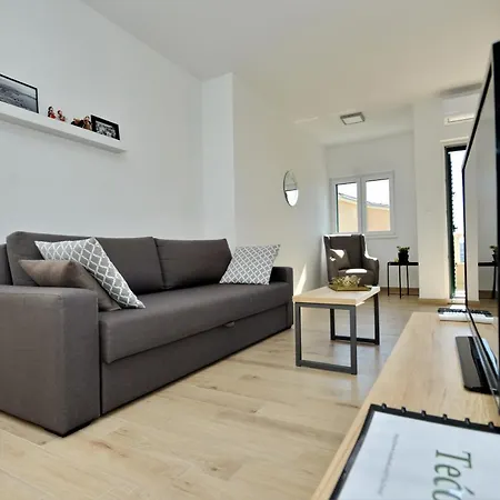 Lejlighed Teco - Moderne Mit Pool Und Meerblick
